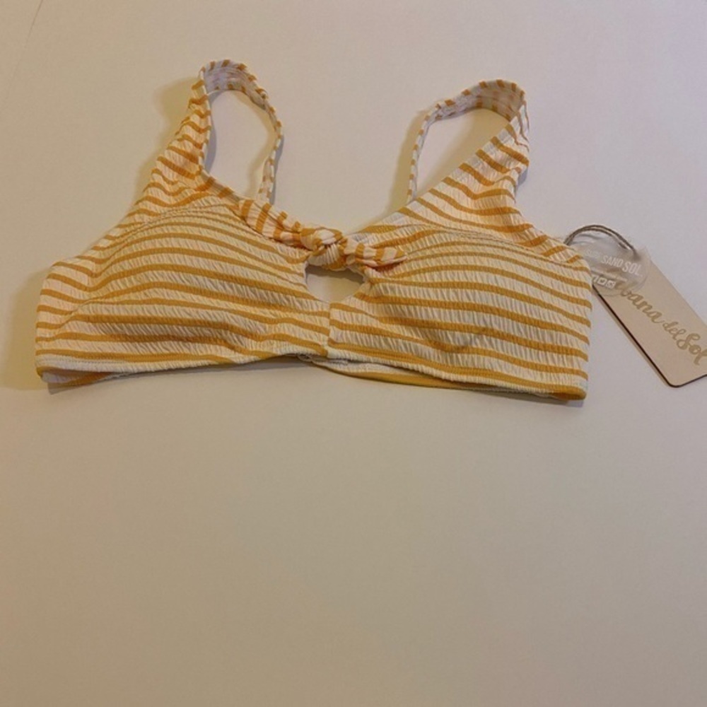 Keyhole knot front bikini set - Picture 10 of 10